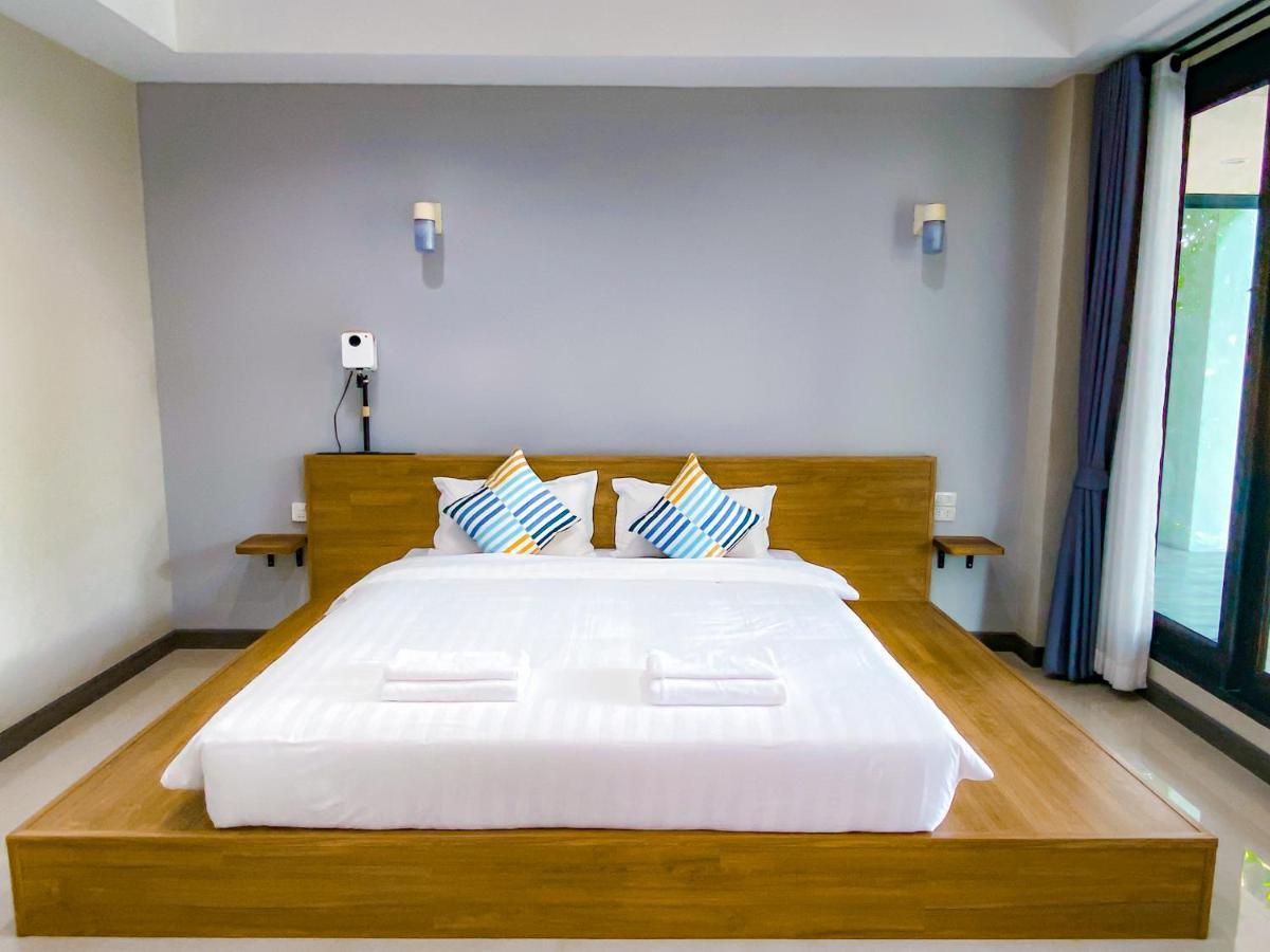 Beaver Club Homestay Чиангмай Екстериор снимка